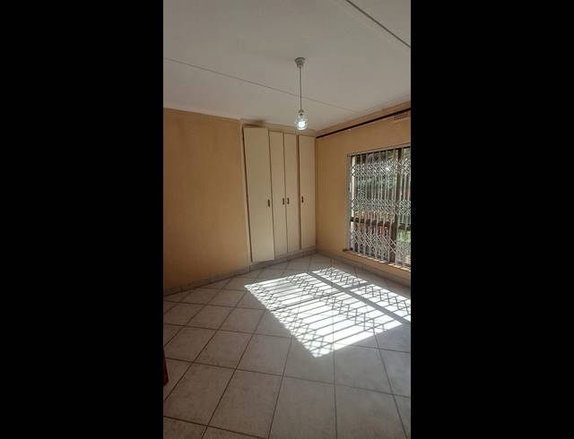 4 BEDROOM HOUSE TO LET IN PANORAMA